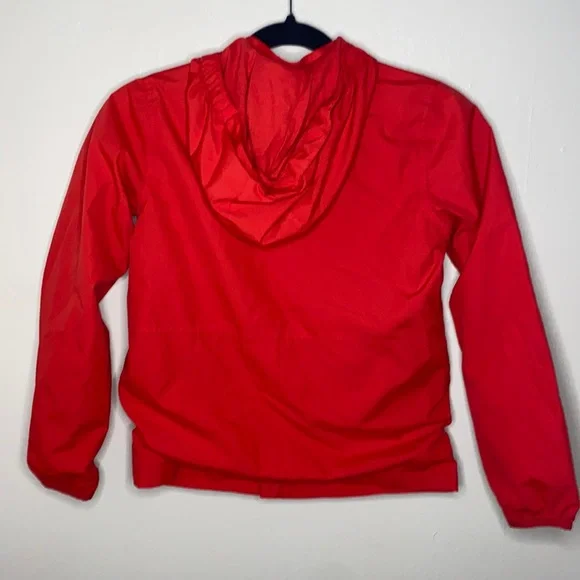 🎱Adorable Magellan Red Outdoor jacket! - Picture 9 of 10